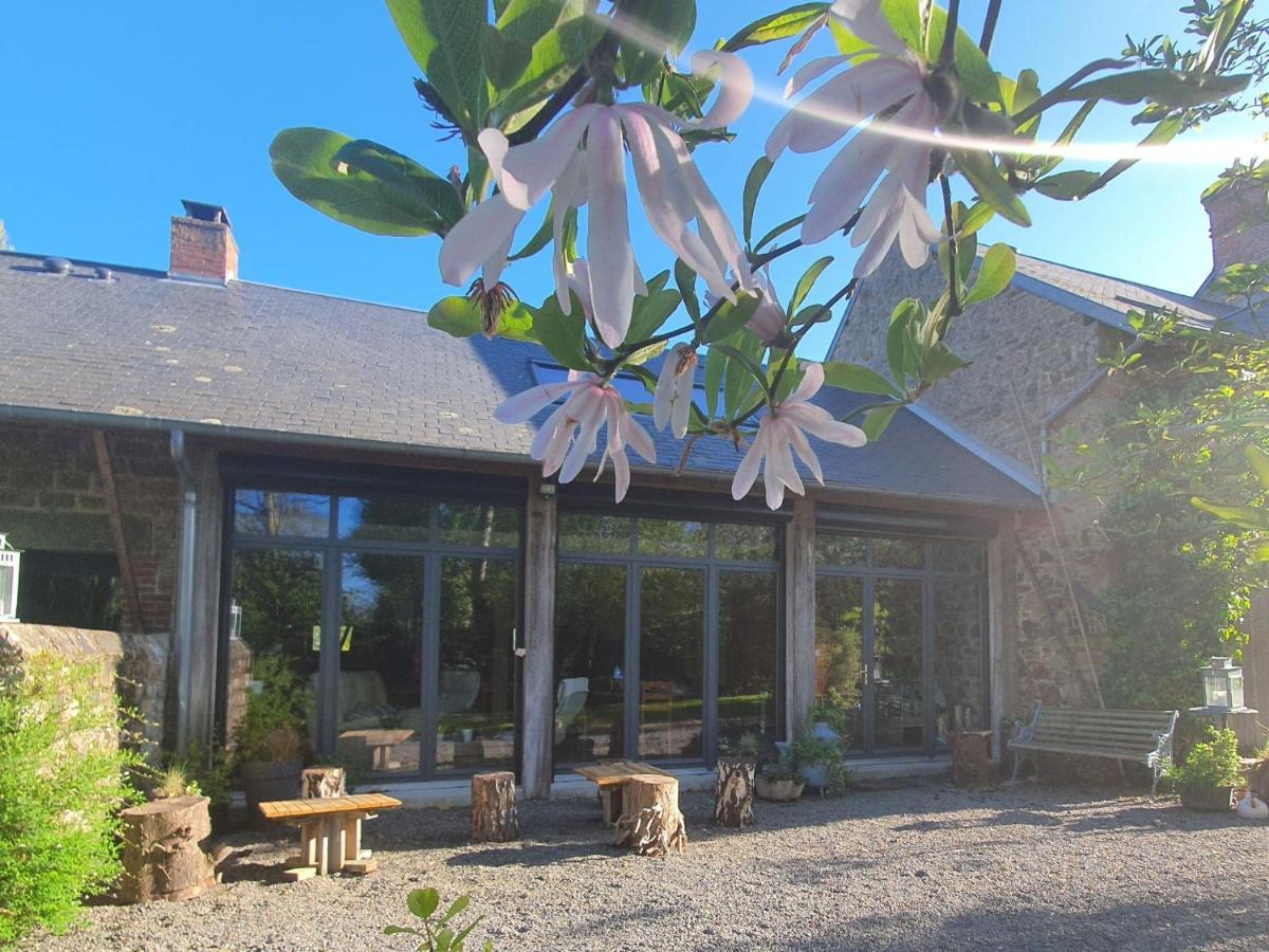 Hotel Graine de Reves à Saint-Sauveur-la-Pommeraye Extérieur photo